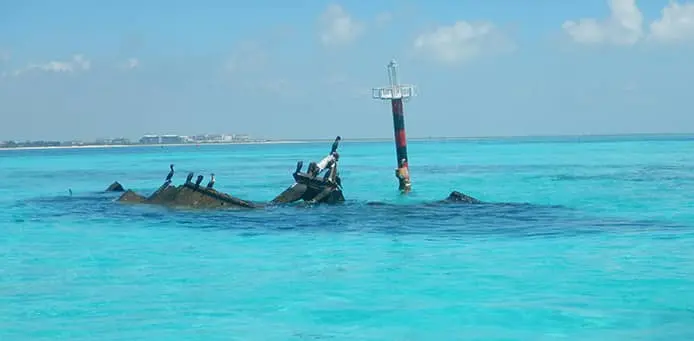 Marina Punta Norte-Cancun Shipwreck snorkeling